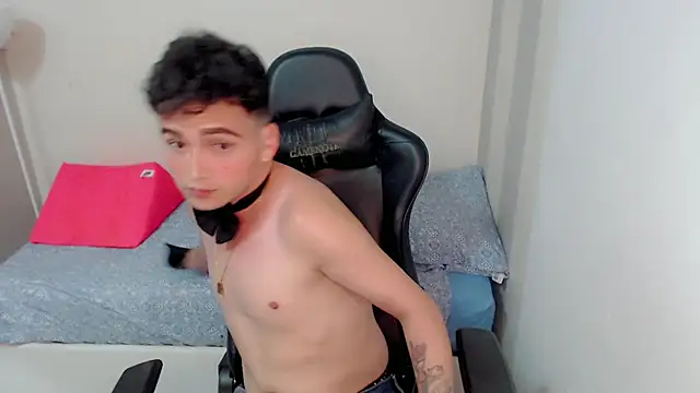 Mathias twinkk online show from 04/05/26, 03:26