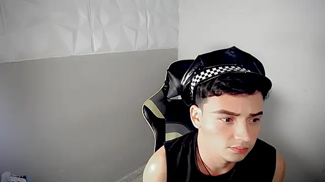 Mathias twinkk online show from 04/15/26, 04:36