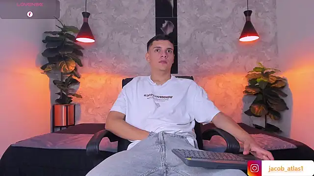 ian jacob online show from 03/28/26, 07:46