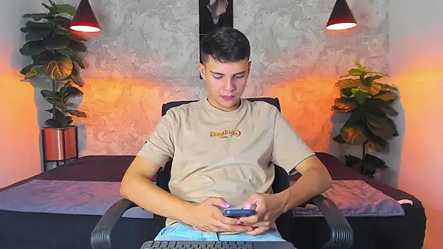 ian jacob online show from 04/10/26, 07:51