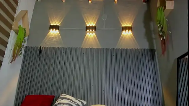 Snapshot of Emmyy_Fantasy chatting on 04/14/26, 02:34 Emmyy Fantasy online show from 04/14/26, 02:34