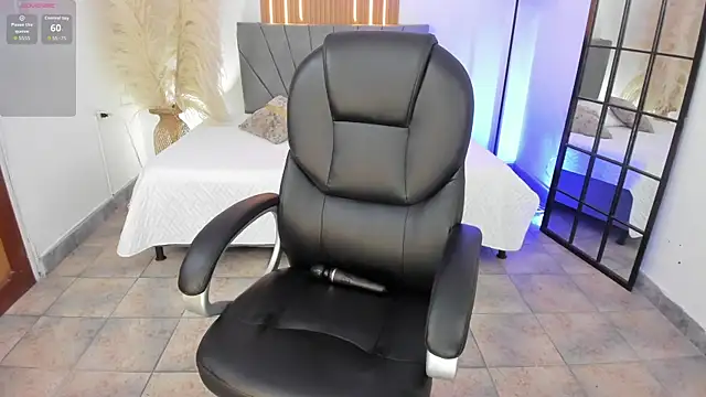 Snapshot of dulce-nicoll chatting on 04/10/26, 02:22 dulce-nicoll online show from 04/10/26, 02:22