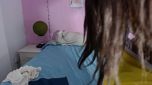 Snapshot of aisha_laurent chatting on 04/16/26, 02:07 aisha laurent online show from 04/16/26, 02:07