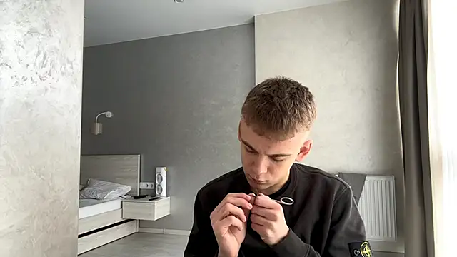 SoloFury online show from 04/11/26, 07:45