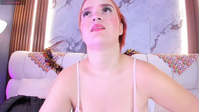 melanieklaus2 online show from 06/17/26, 01:56