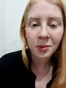 ninaxbabyy online show from 04/10/26, 08:35