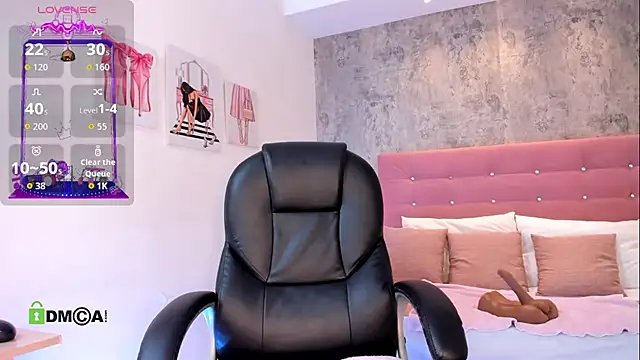 brithany  collins online show from 04/01/26, 10:40