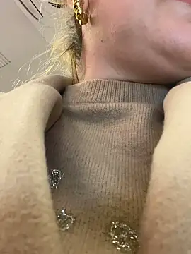 Maria3879 online show from 04/08/26, 06:08