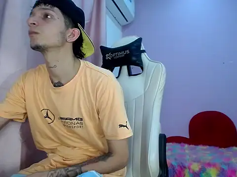 Hot Gaara  online show from 03/19/26, 03:21