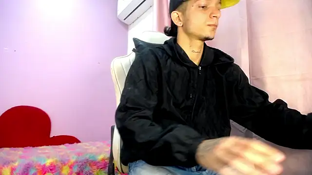 Hot Gaara  online show from 03/24/26, 03:55