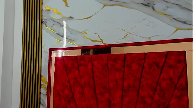 Tiana hots online show from 04/14/26, 11:22