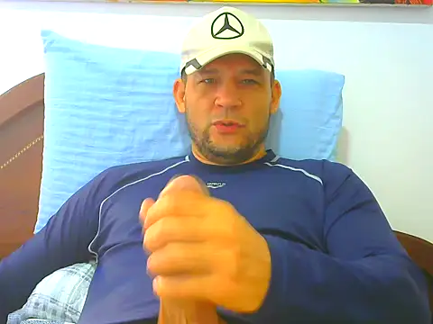 Snapshot of altenori chatting on 03/20/26, 02:33 altenori online show from 03/20/26, 02:33