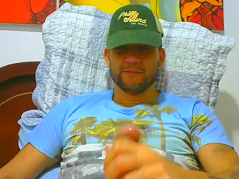 Snapshot of altenori chatting on 03/24/26, 03:33 altenori online show from 03/24/26, 03:33