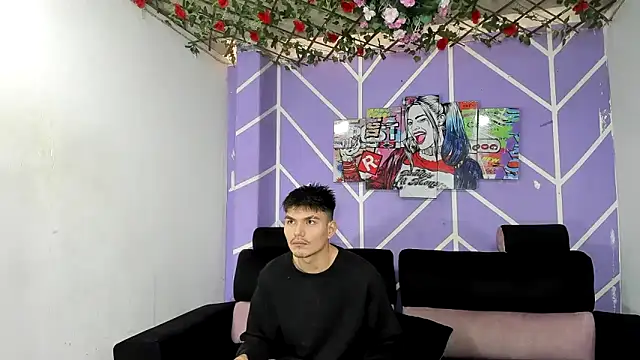 Nahomi hot 77 online show from 05/28/26, 01:08