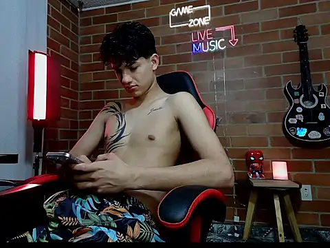 Kurtt   online show from 03/24/26, 03:33