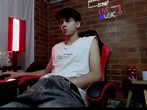 Kurtt   online show from 03/27/26, 04:51