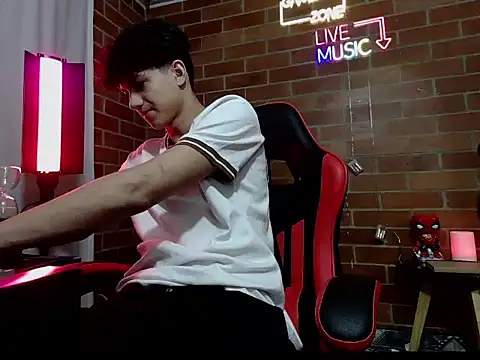 Kurtt   online show from 03/28/26, 05:40