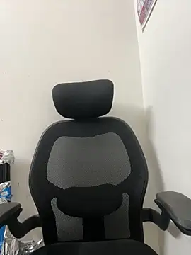 sexy-riyaa43 online show from 04/08/26, 04:51