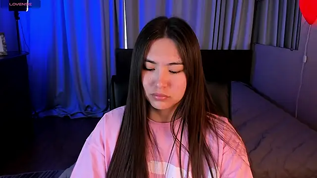 IceIcebabe  online show from 05/25/26, 01:00