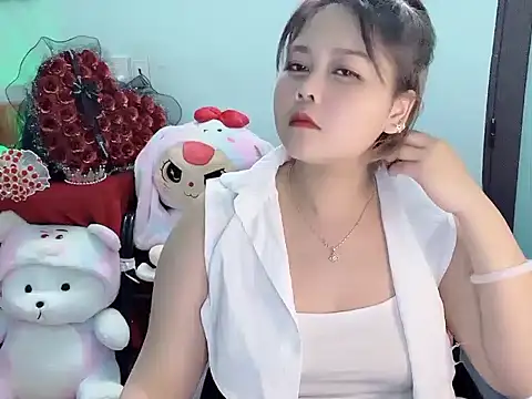 Snapshot of Nhanlu009 chatting on 03/29/26, 03:45 Nhanlu009 online show from 03/29/26, 03:45