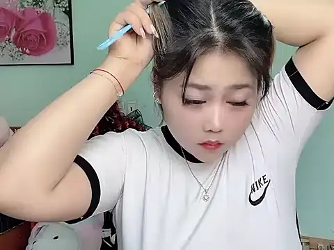 Snapshot of Nhanlu009 chatting on 04/06/26, 09:10 Nhanlu009 online show from 04/06/26, 09:10