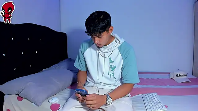 Thiago snoop online show from 03/26/26, 01:01