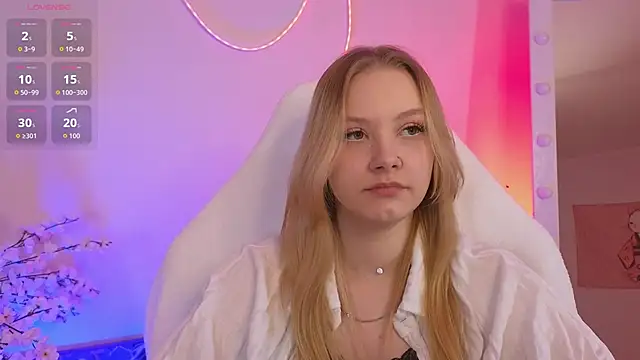 StaceyyJones online show from 03/19/26, 10:08