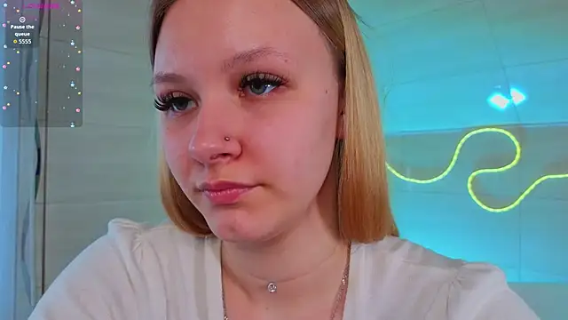 StaceyyJones online show from 04/12/26, 09:36