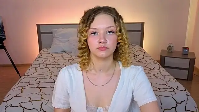 StaceyyJones online show from 05/12/26, 11:18