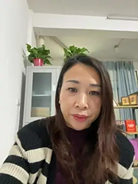 Snapshot of keke-77 chatting on 04/05/26, 05:37 keke-77 online show from 04/05/26, 05:37