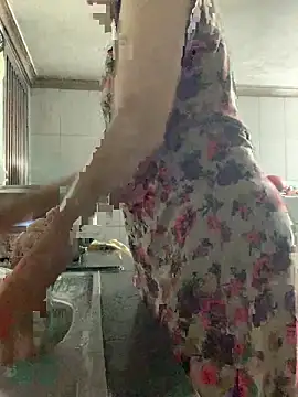 tieuvy6 online show from 04/09/26, 02:44