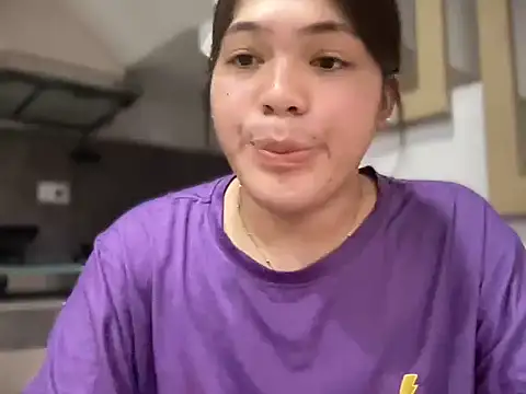 Snapshot of tastelikesugar19 chatting on 04/04/26, 05:49 tastelikesugar19 online show from 04/04/26, 05:49