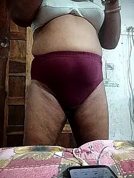 Snapshot of hottsexyy chatting on 07/04/26, 03:56 hottsexyy online show from 07/04/26, 03:56