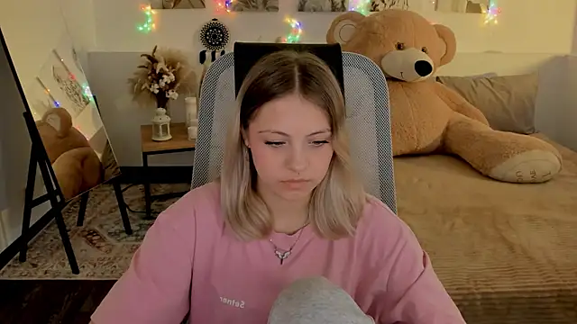 BlossomVibe online show from 04/13/26, 10:32