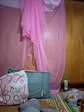 Reeoo-93 online show from 04/14/26, 01:11