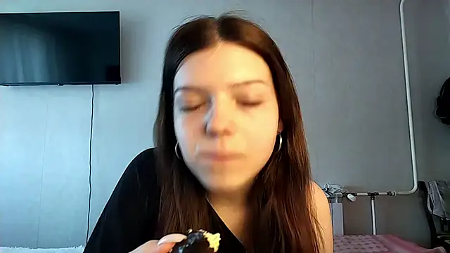 Snapshot of Helgawithyou chatting on 04/10/26, 01:38 Helgawithyou online show from 04/10/26, 01:38