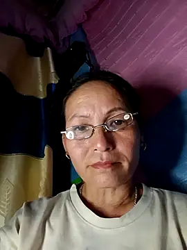 Snapshot of Lliygy chatting on 05/28/26, 05:27 Lliygy online show from 05/28/26, 05:27