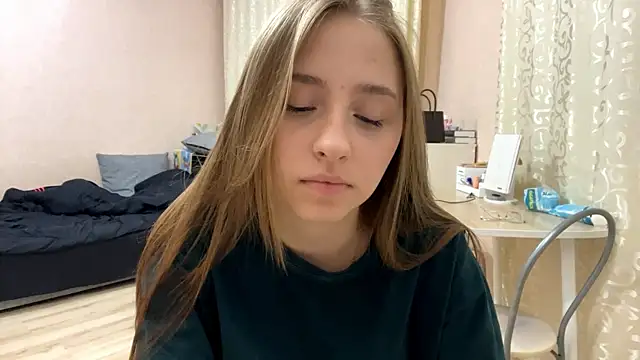 Vickyfaith online show from 04/15/26, 07:21