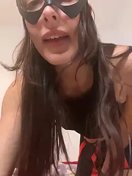 qlonagoddess online show from 04/14/26, 08:37