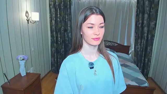 JulissaLipoma online show from 03/24/26, 07:02