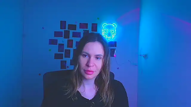 Kira raaaa online show from 04/06/26, 11:11