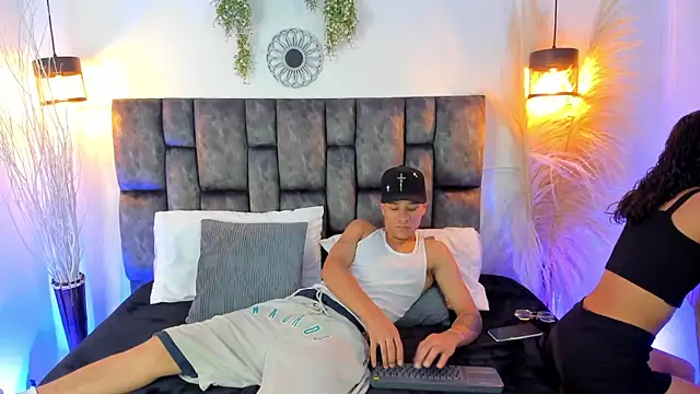 buda cataleya online show from 03/24/26, 11:37