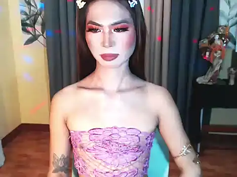 2fuckingwildDolls online show from 04/17/26, 12:02