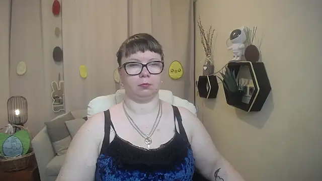 BonnnyBoobsy online show from 04/03/26, 06:00