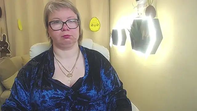 BonnnyBoobsy online show from 04/14/26, 05:57