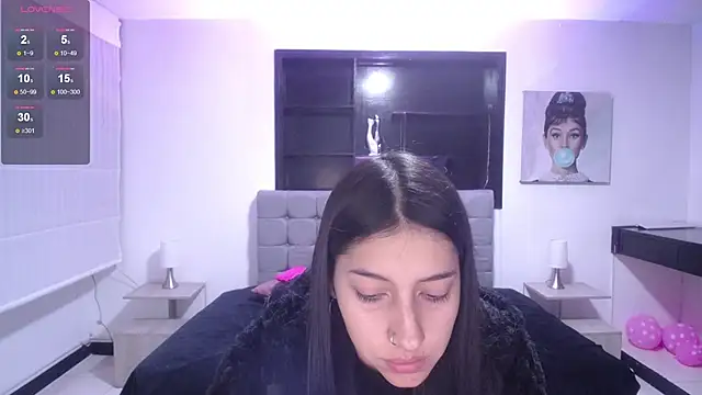 Melannyy V online show from 05/28/26, 12:02