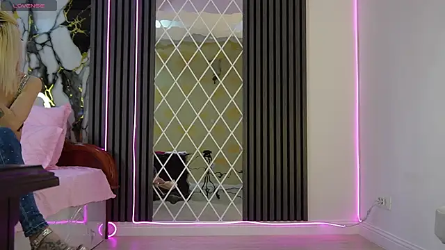 ZyraAngel online show from 03/29/26, 01:44