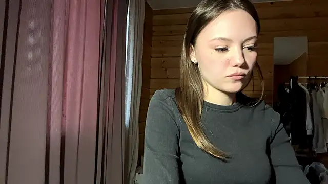 Snapshot of LenLen_Solen chatting on 03/28/26, 10:59 LenLen Solen online show from 03/28/26, 10:59