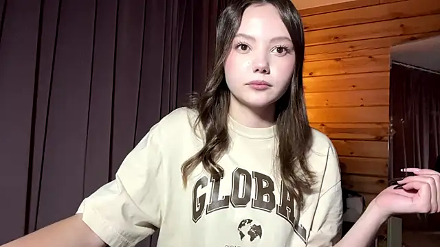 Snapshot of LenLen_Solen chatting on 03/30/26, 12:17 LenLen Solen online show from 03/30/26, 12:17