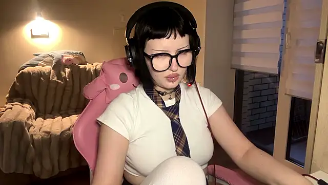 Snapshot of Setty_Asky chatting on 03/20/26, 12:43 Setty Asky online show from 03/20/26, 12:43